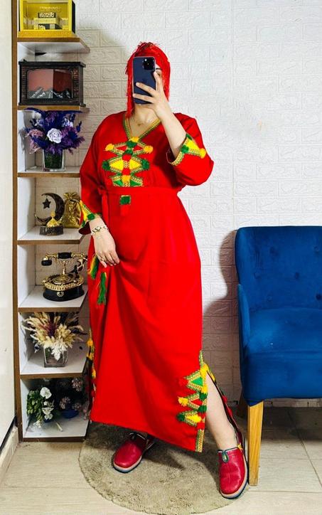 بيجامة بالحزام