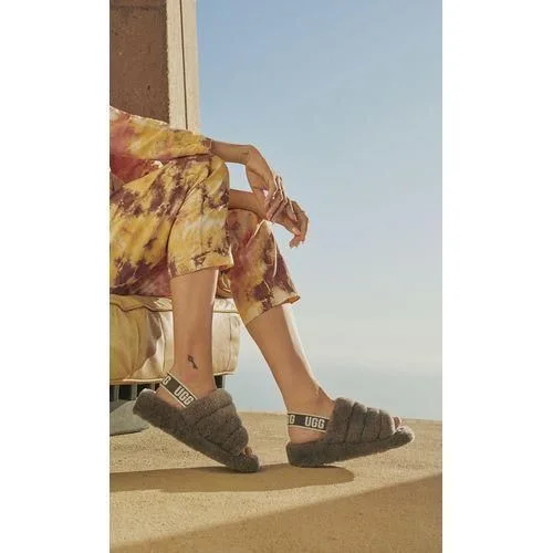 UGG FLUFF YEAH SLIDE CHARCOAL