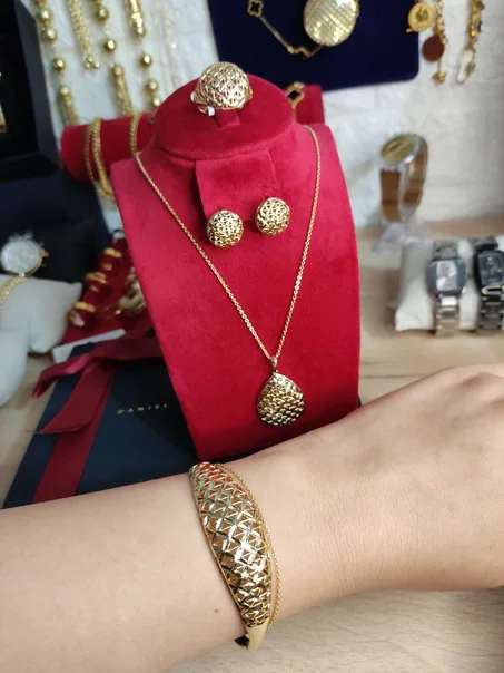 طقم 3D مقاوم للماء و الصدأ