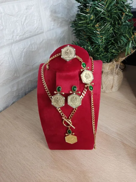 طقم مقاوم للماء و الصدأ ​​​​​