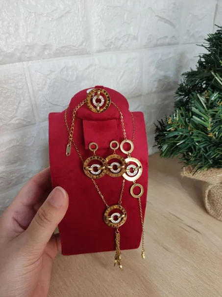 طقم Rafinity مقاوم للماء و الصدأ