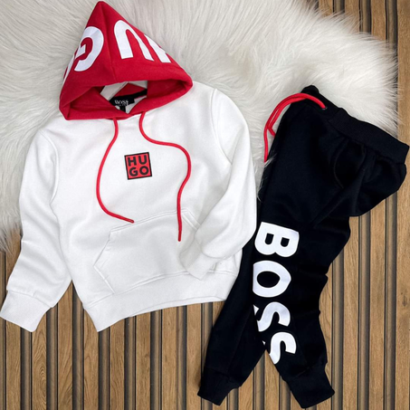 طقم أطفال غير ب 219درهم