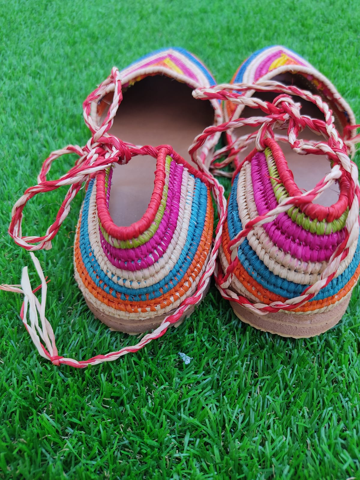 SANDALIA DE RAFFIA NATURAL CON BUEN COLORES  REGALO  PARA ELLA  Jrid style