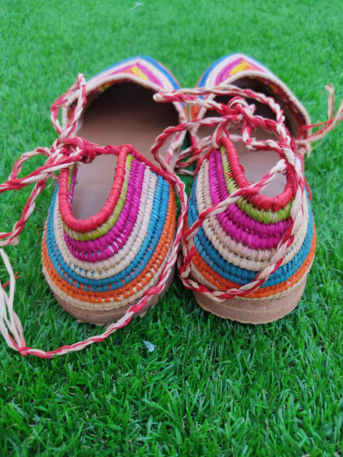 SANDALIA DE RAFFIA NATURAL CON BUEN COLORES  REGALO  PARA ELLA  Jrid style