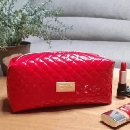 حقيبة اليد للمكياج (متوفر جملة و  تجزئة)