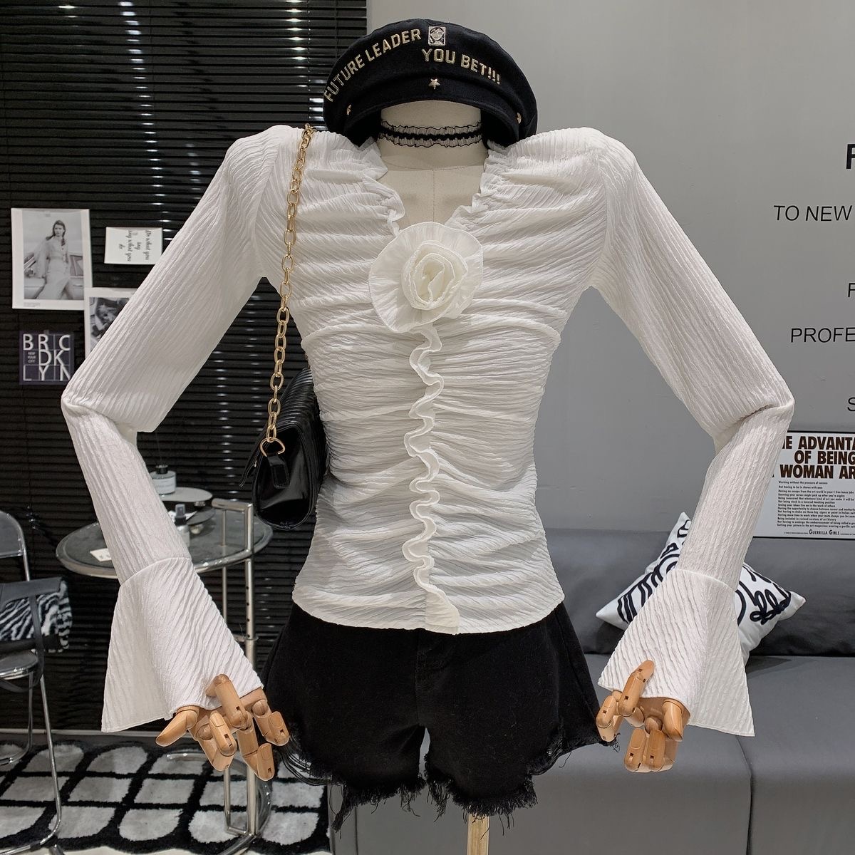 Top a manches longues floraux 3D couleur unie