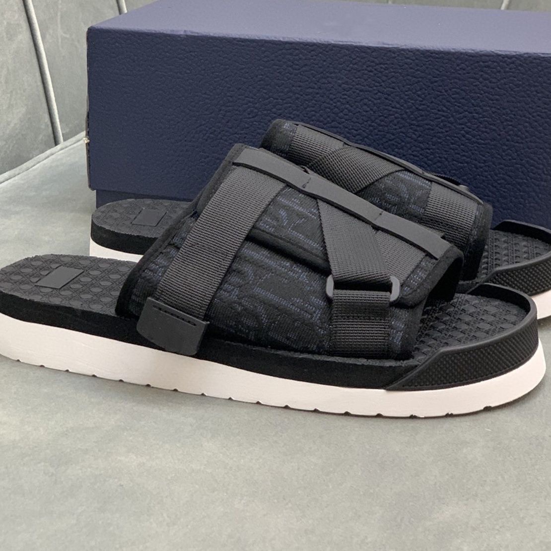 SANDALES DIOR