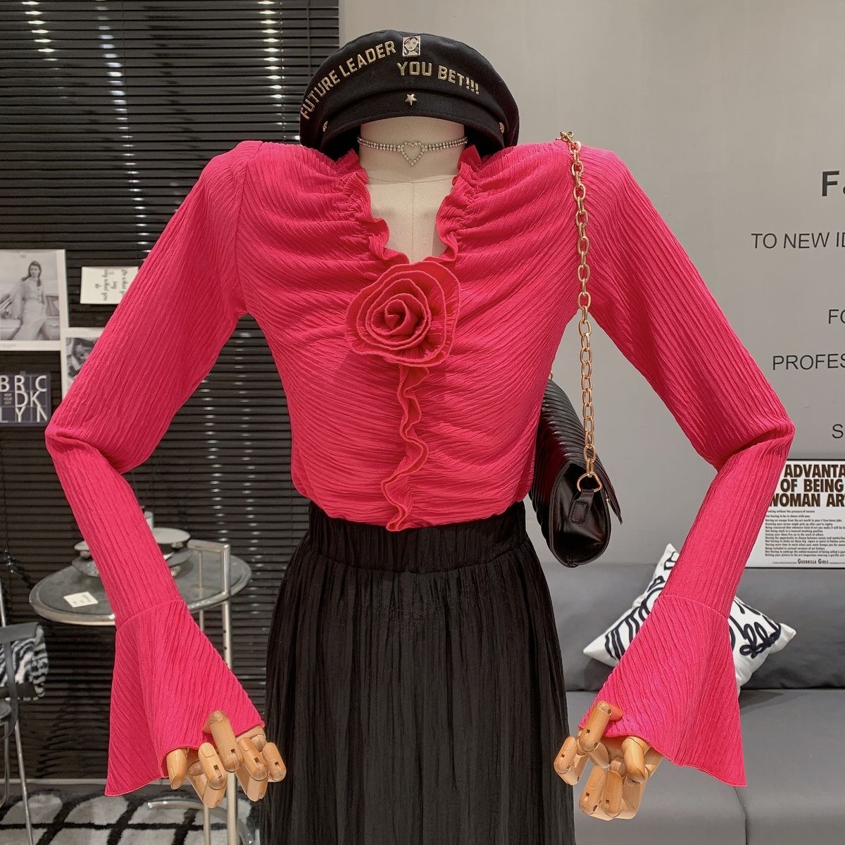 Top a manches longues floraux 3D couleur unie