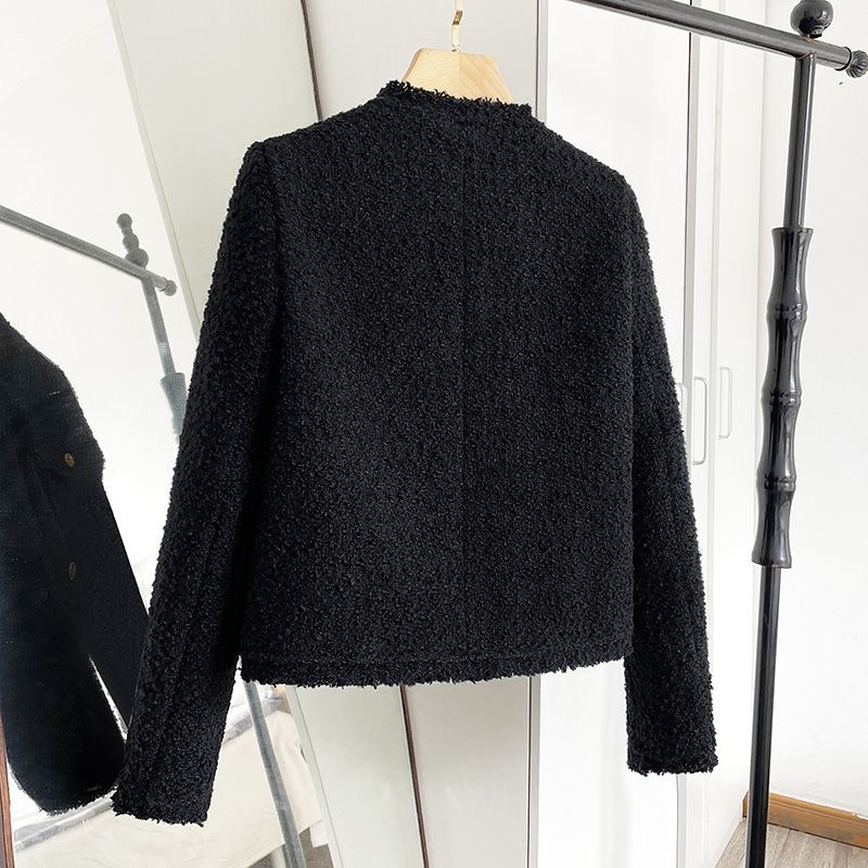 Clasi veste pour femmes avec boutons metalliques