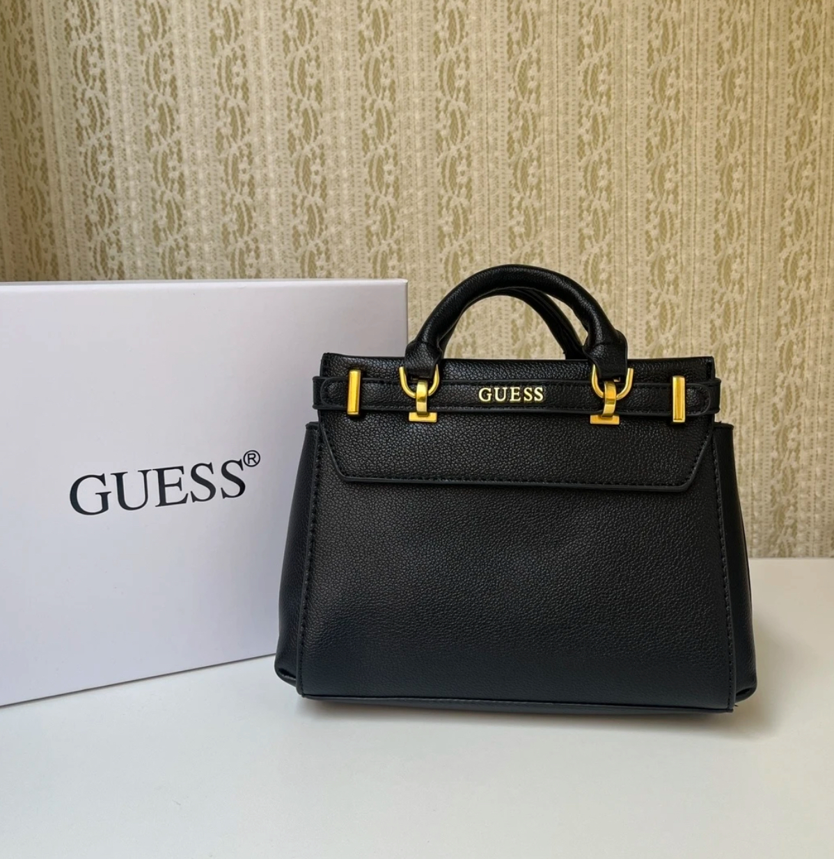 GUESS BAG