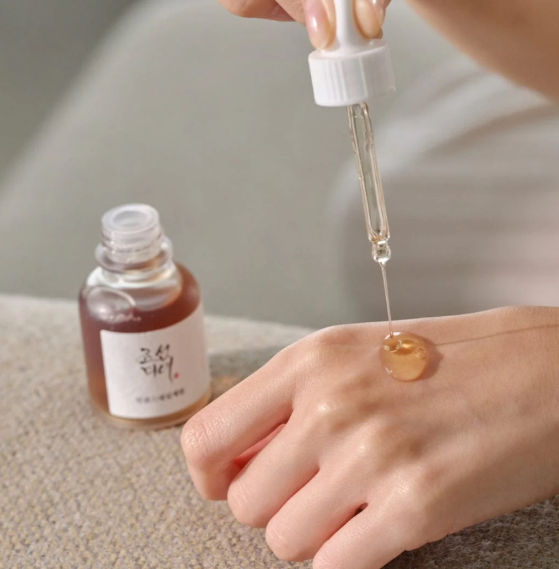 Revive Serum : Ginseng + Snail Mucin