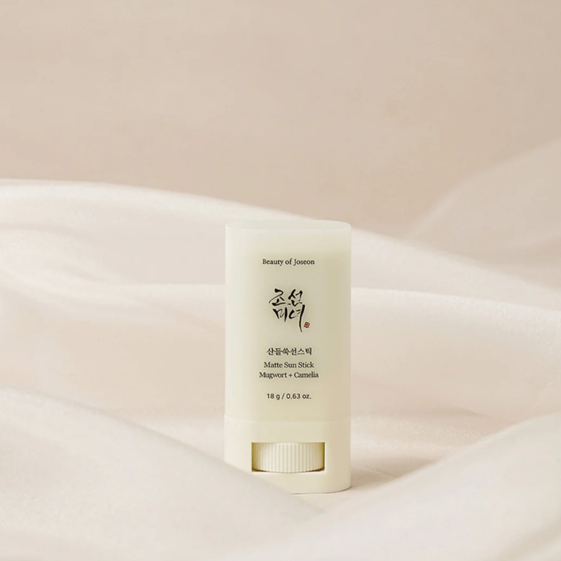 Matte Sun Stick : Mugwort+Camelia (SPF 50+ PA++++)