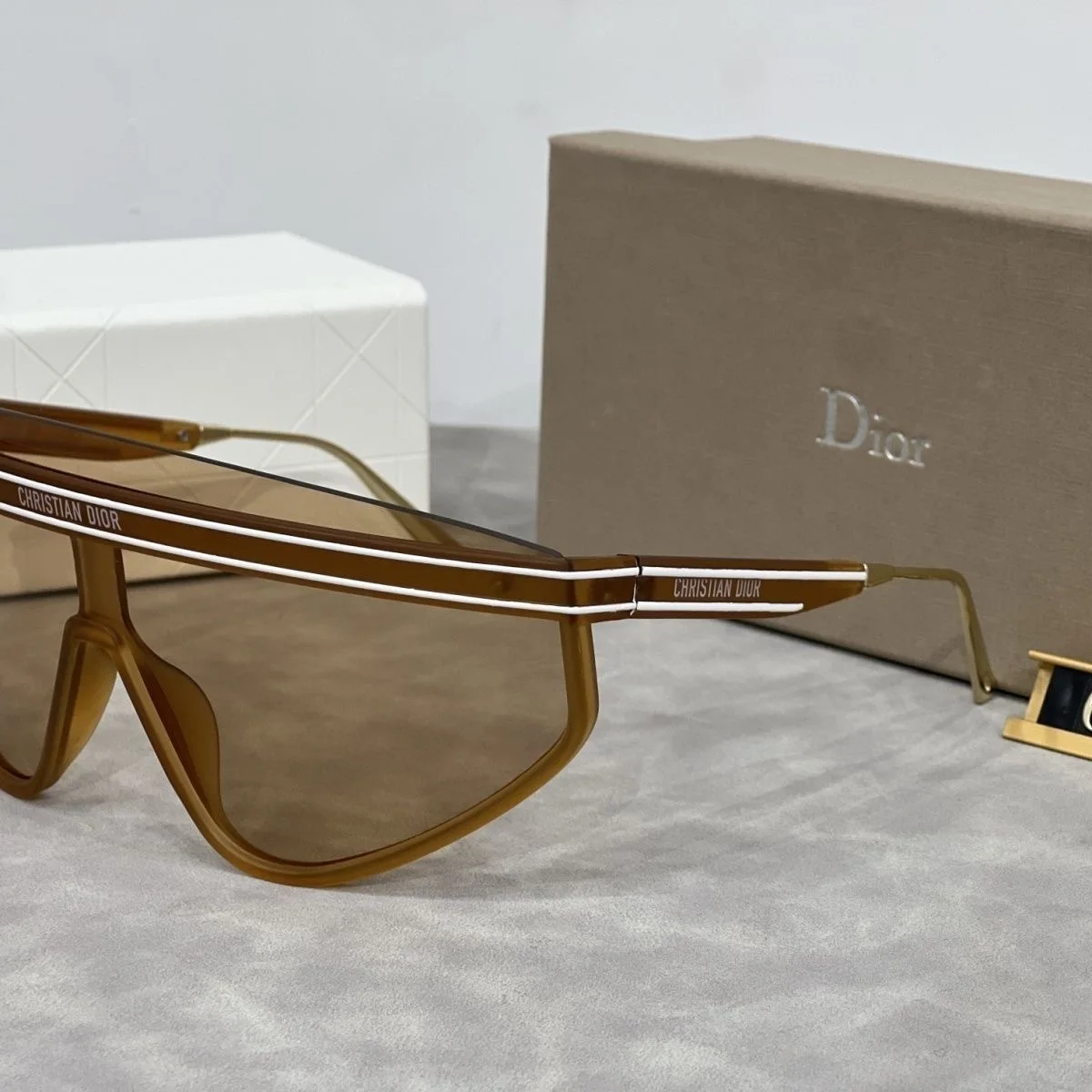 LUNETTES DIOR