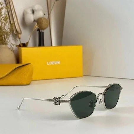 LUNETTES LOEWE