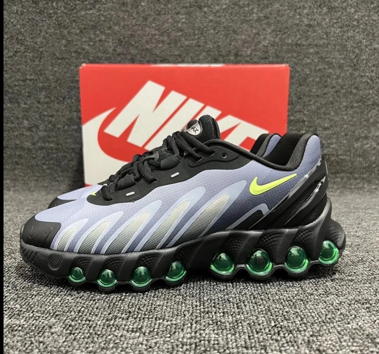 AIR MAX DN8