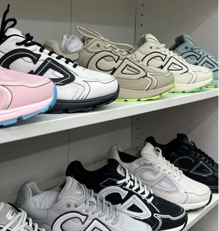 DIOR
