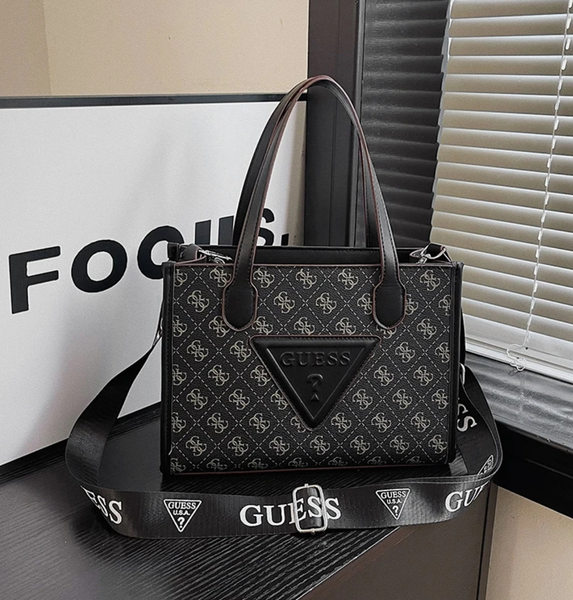 GUESS CASUAL BAG