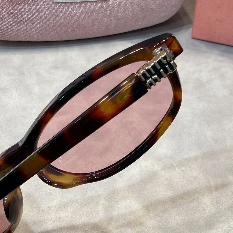 LUNETTES MIUMIU