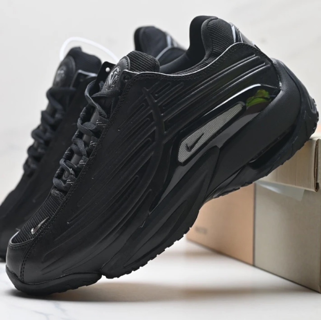 NIKE NOCTA