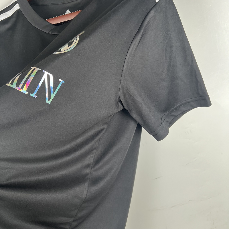 stores/9bc43f4e652637ba8878a579d47a4557/products/HOZLWfQLynnJkQvTyvjXVCy9IxboRxrUmrFReJFs.jpeg