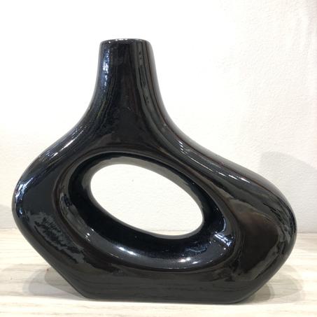 Vase en céramique – Modèle  Architectonique Noir