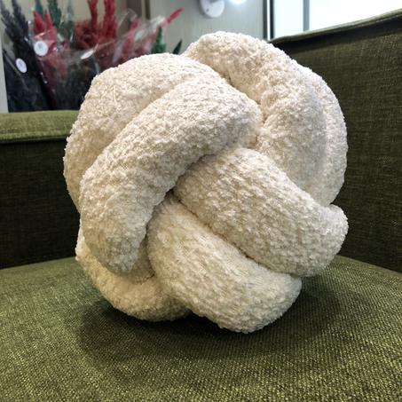 COUSSIN NOEUDS &  Blanc en tissu bouclette