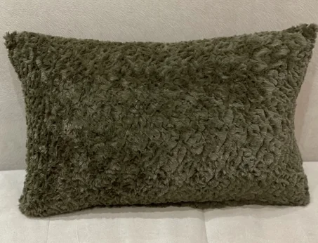 COUSSIN EN FOURRURE : KAKI