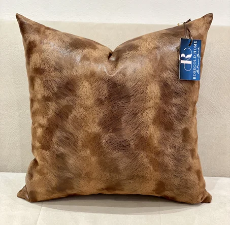 COUSSIN EN VELOURS : NOUR