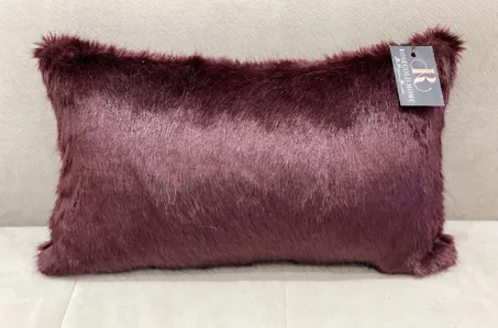 COUSSIN EN FOURRURE : CHARLOTTE