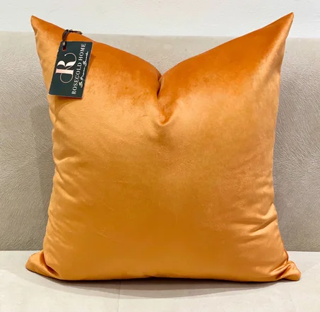 COUSSIN EN VELOURS ORANGE CITROUILLE