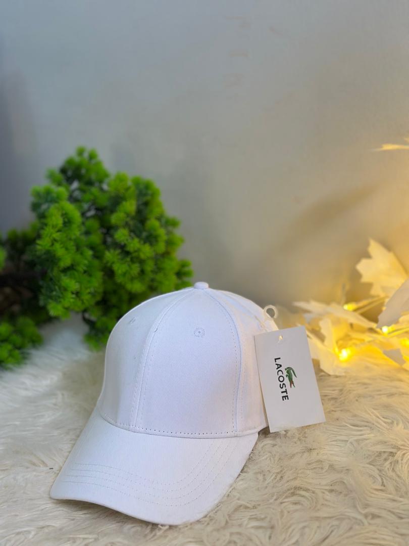 Caps/Lacoste