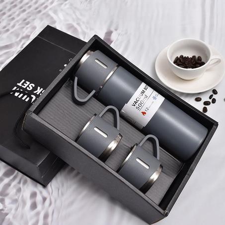 ترموس فاخر مع 3 أكواب / Thermos de Luxe avec 3 Tasses