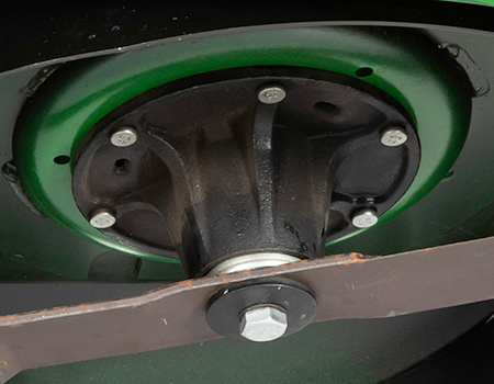 Cast-iron blade-spindle housing