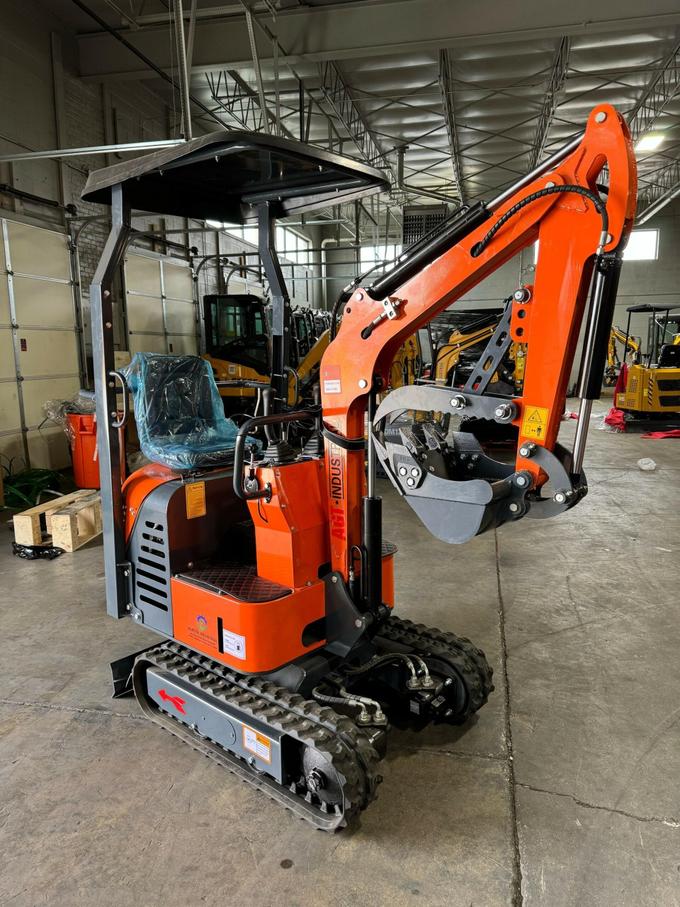 AGT Rato 1-Ton Mini Excavator – 13.5 HP Gasoline Engine by Machinerylol