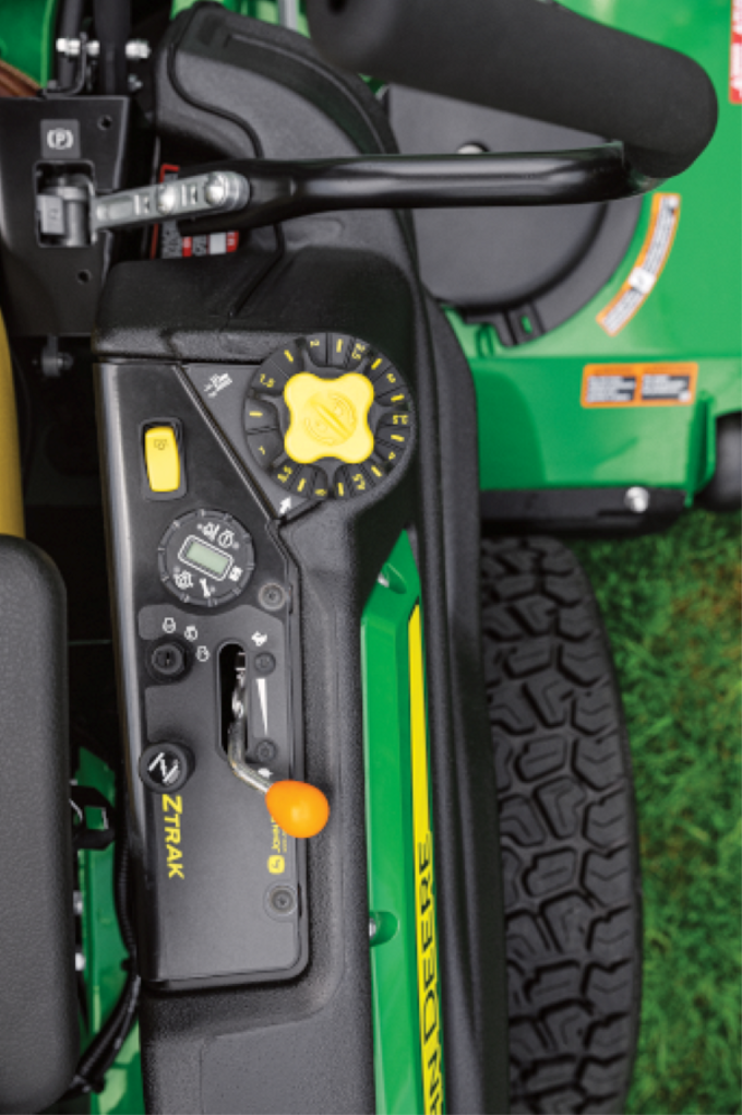 John Deere Z950M ZTrak™ Zero-Turn Mower
