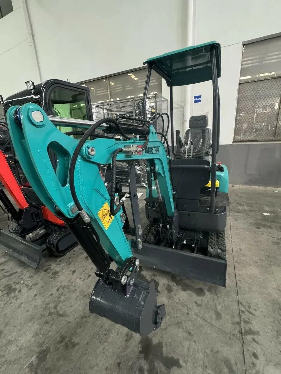 2024 Rato 1-Ton Mini Small Excavator with Hydraulic Thumb