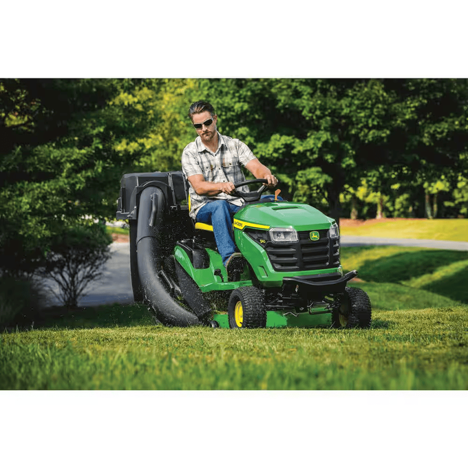 John Deere S140 48 in. 22 HP V-Twin Gas Hydrostatic Riding Lawn Mower
