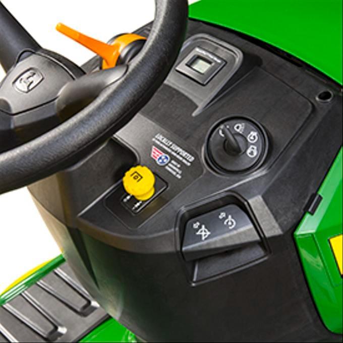 John Deere S130 42-Inch Lawn Tractor