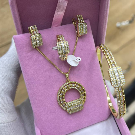 Ensemble xupine(M-H)