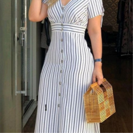 فستان صيفي أنيق - خفيف، منعش، ومثالي لأيام الصيف الحارة (نفذ من المخزون)