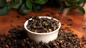 قرنفل ( مسمار )