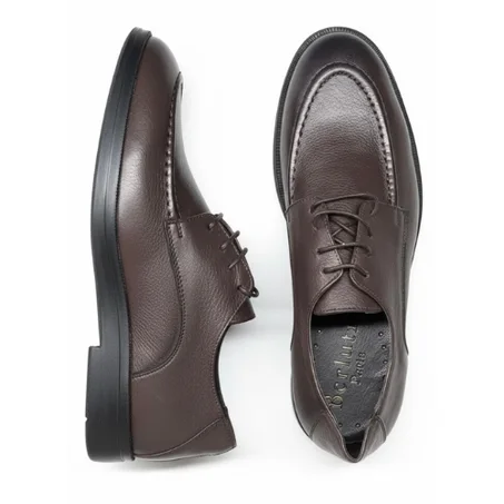 RIMAS 01 1️⃣ حذاء رجالي كلاسيك سبور يجمع بين الأناقة والراحة 👞 M1