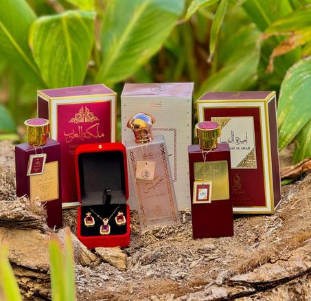 باك العطور العربية الفاخر – لمسة من السحر والفخامة لكل امرأة راقية