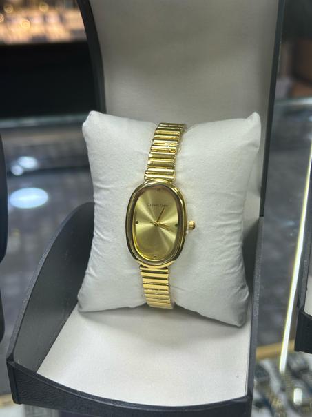 Montre CK Femme Dorée Élégante – Design Ovale Raffiné