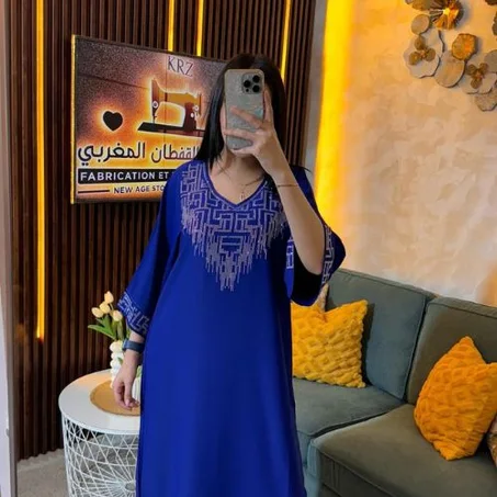 REF 0098 - عباية أنيقة