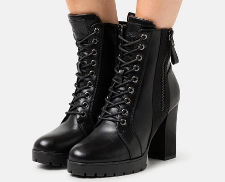 Women Fashion