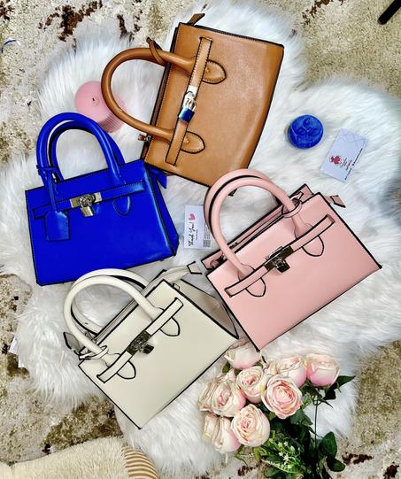 فئة الحقائب