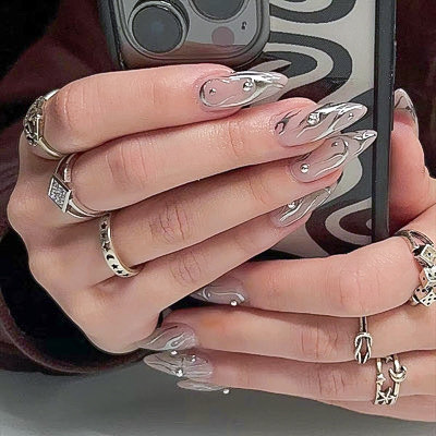 Press-on Handcrafted Gelly Nails - Silver Aura