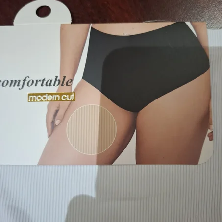 invisible (E3319) سليب داخلي نسائي