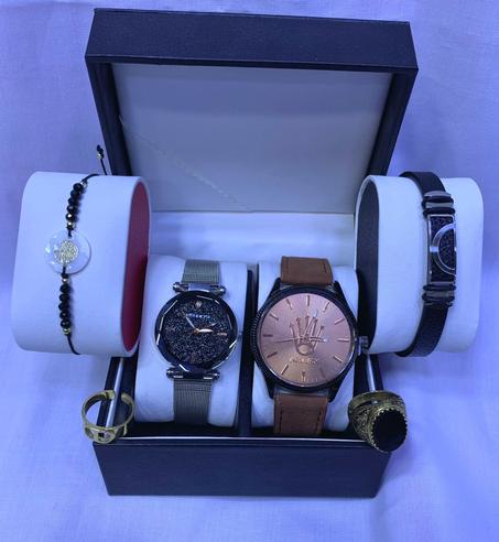 باك متكون من 2 اونسومبل ليك والعزيز عليك